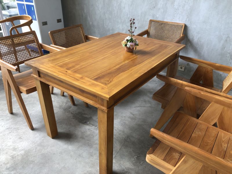 Get Professional Wood Furniture Restoration To Enhance Durability!